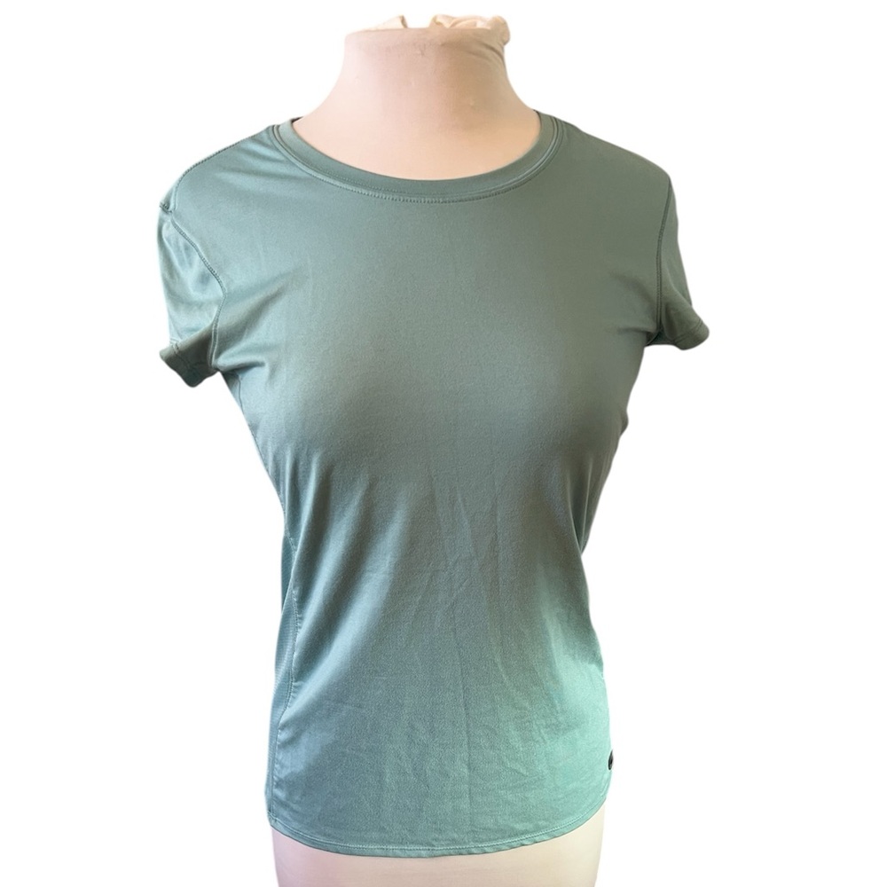 Alo Coolfit Performance Tee - Small - image 1